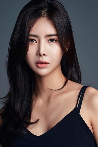 Park Kyoung-hee